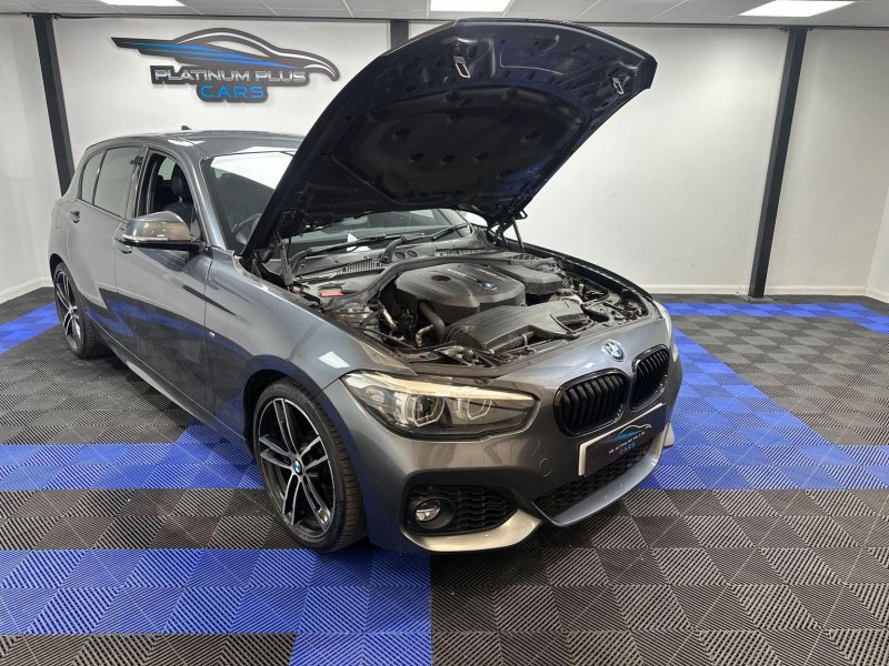 BMW 1 SERIES