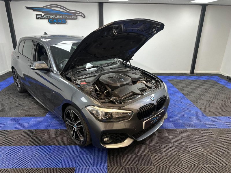 BMW 1 SERIES