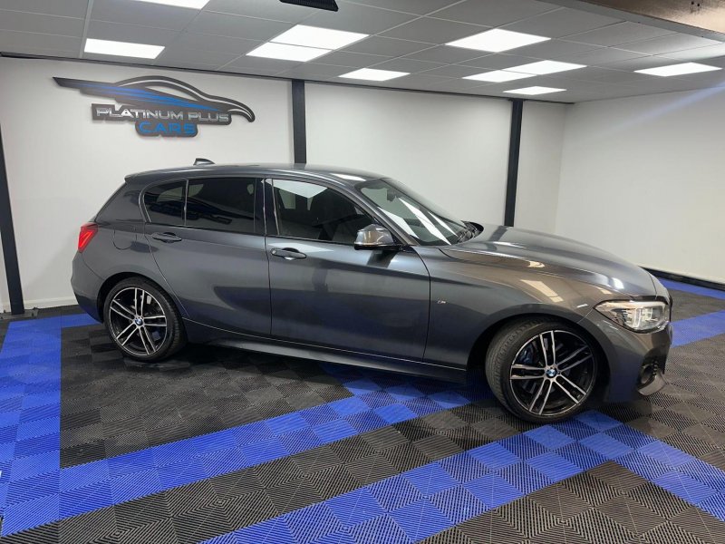 BMW 1 SERIES