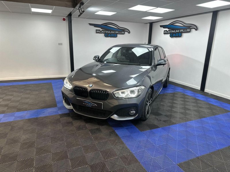 BMW 1 SERIES