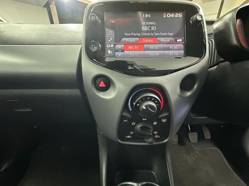 TOYOTA AYGO