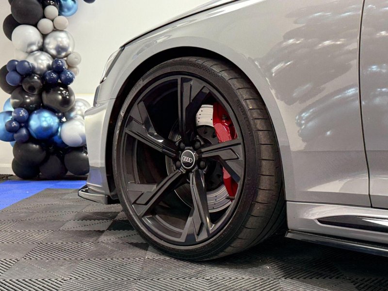 AUDI RS4